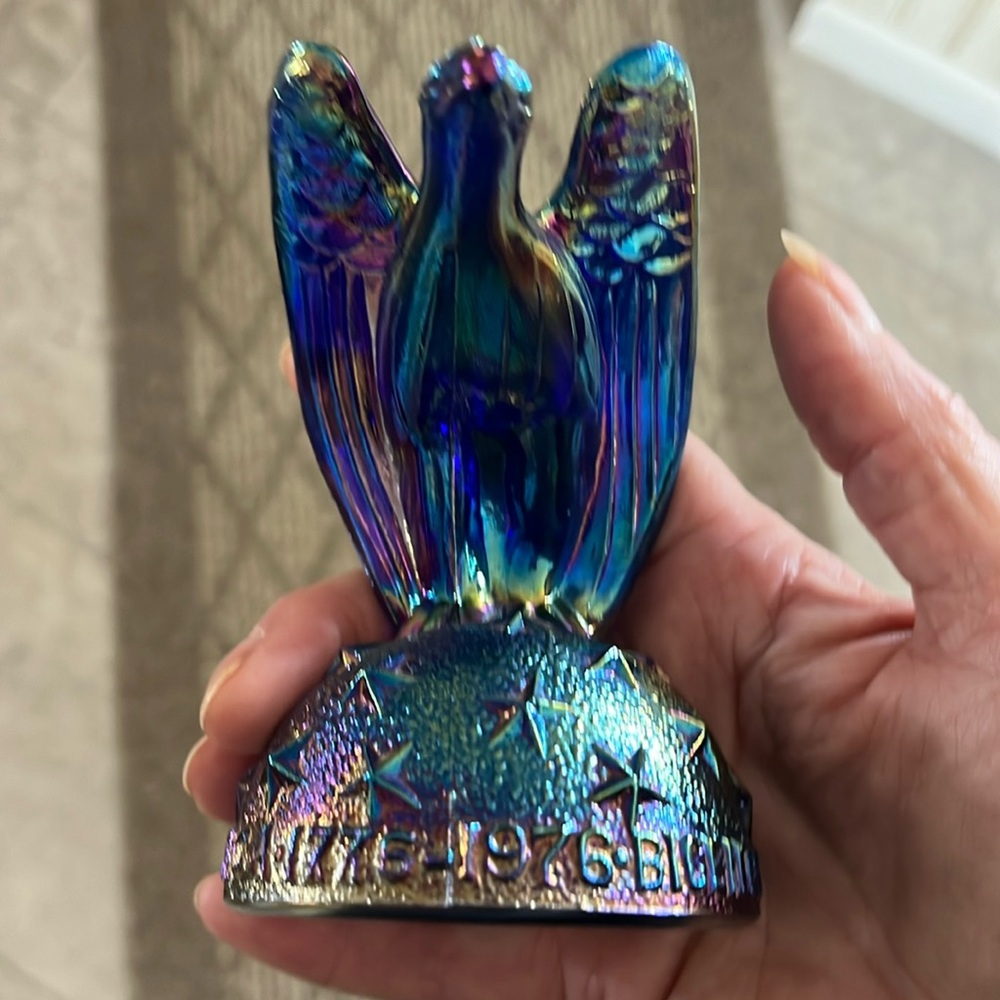 Rare vintage Summit Art Glass Bicentennial Eagle paperweight carnival glass